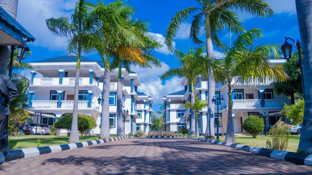 Luxury Beach Villa Inn Dar es Salaam Exterior photo