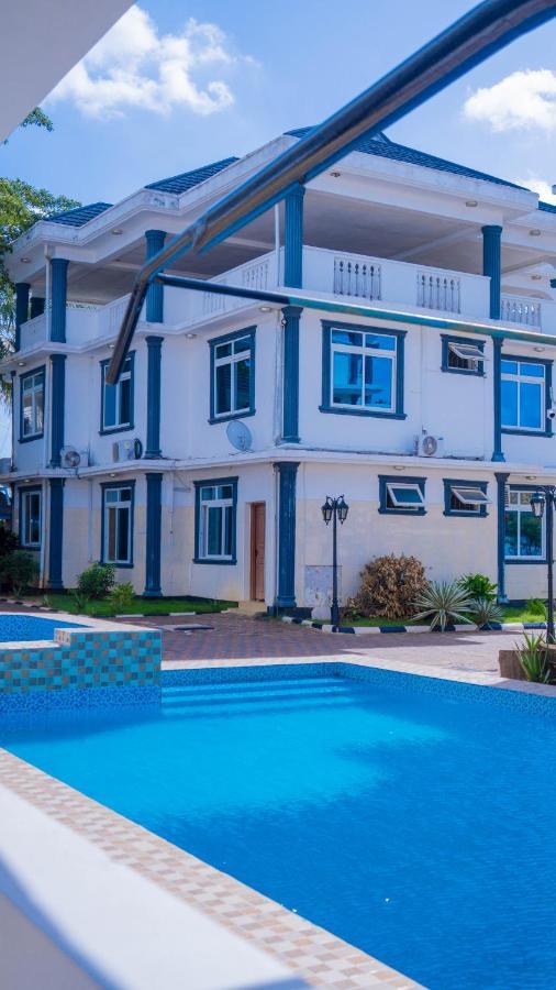 Luxury Beach Villa Inn Dar es Salaam Exterior photo